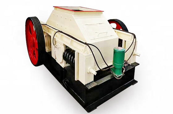 ROLL CRUSHER MACHINE